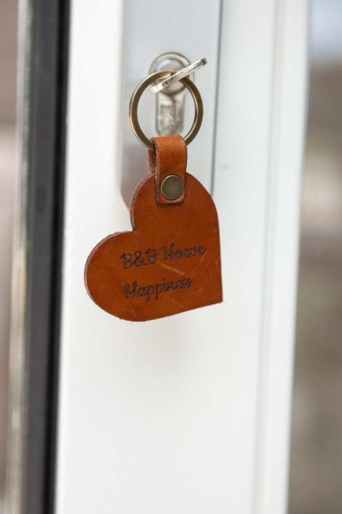 Bed & Breakfast Hoeve Happiness - Ontbijt Inbegrepen - Wellness Aanwezig Voorthuizen Exteriér fotografie