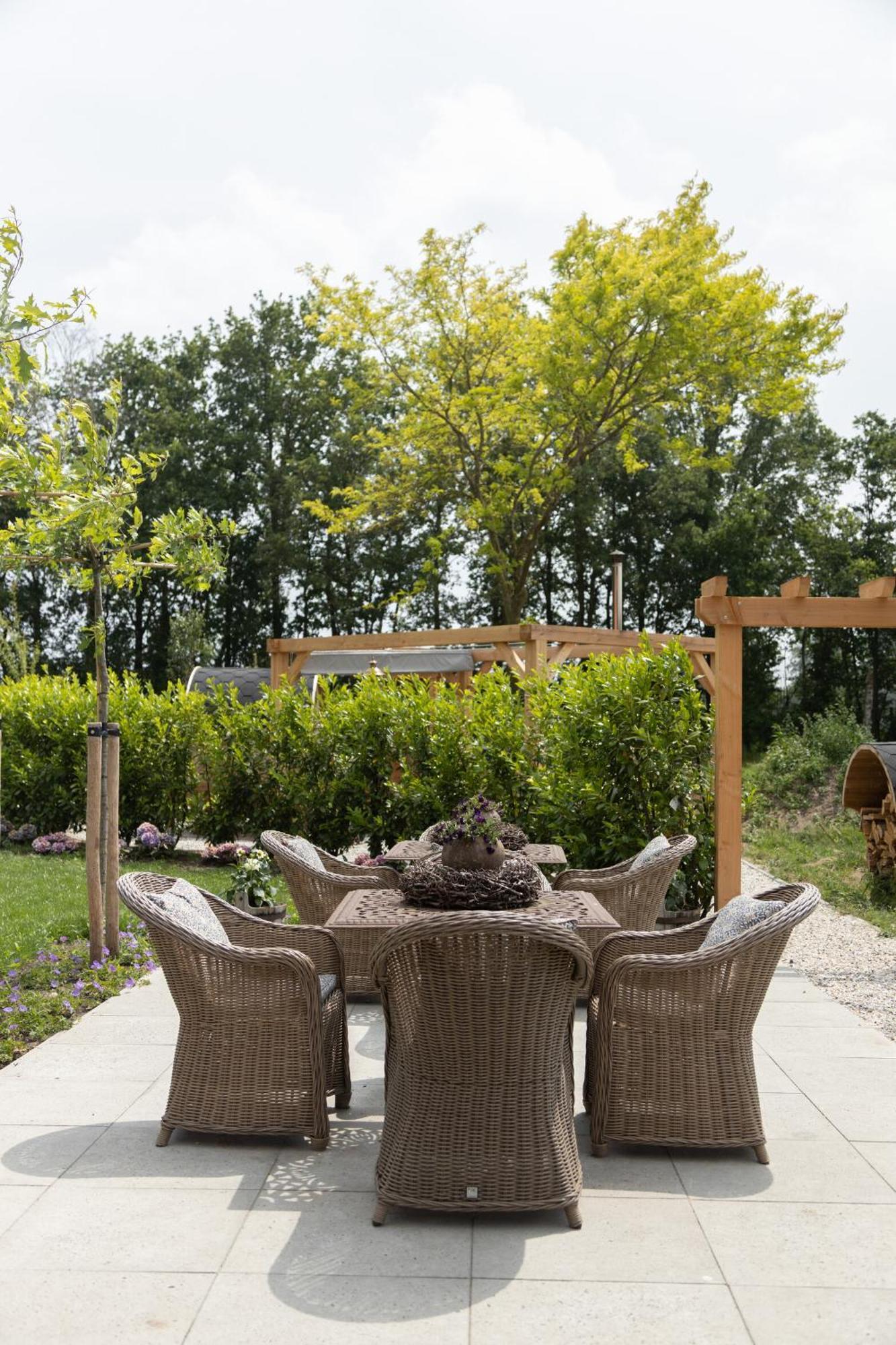 Bed & Breakfast Hoeve Happiness - Ontbijt Inbegrepen - Wellness Aanwezig Voorthuizen Exteriér fotografie