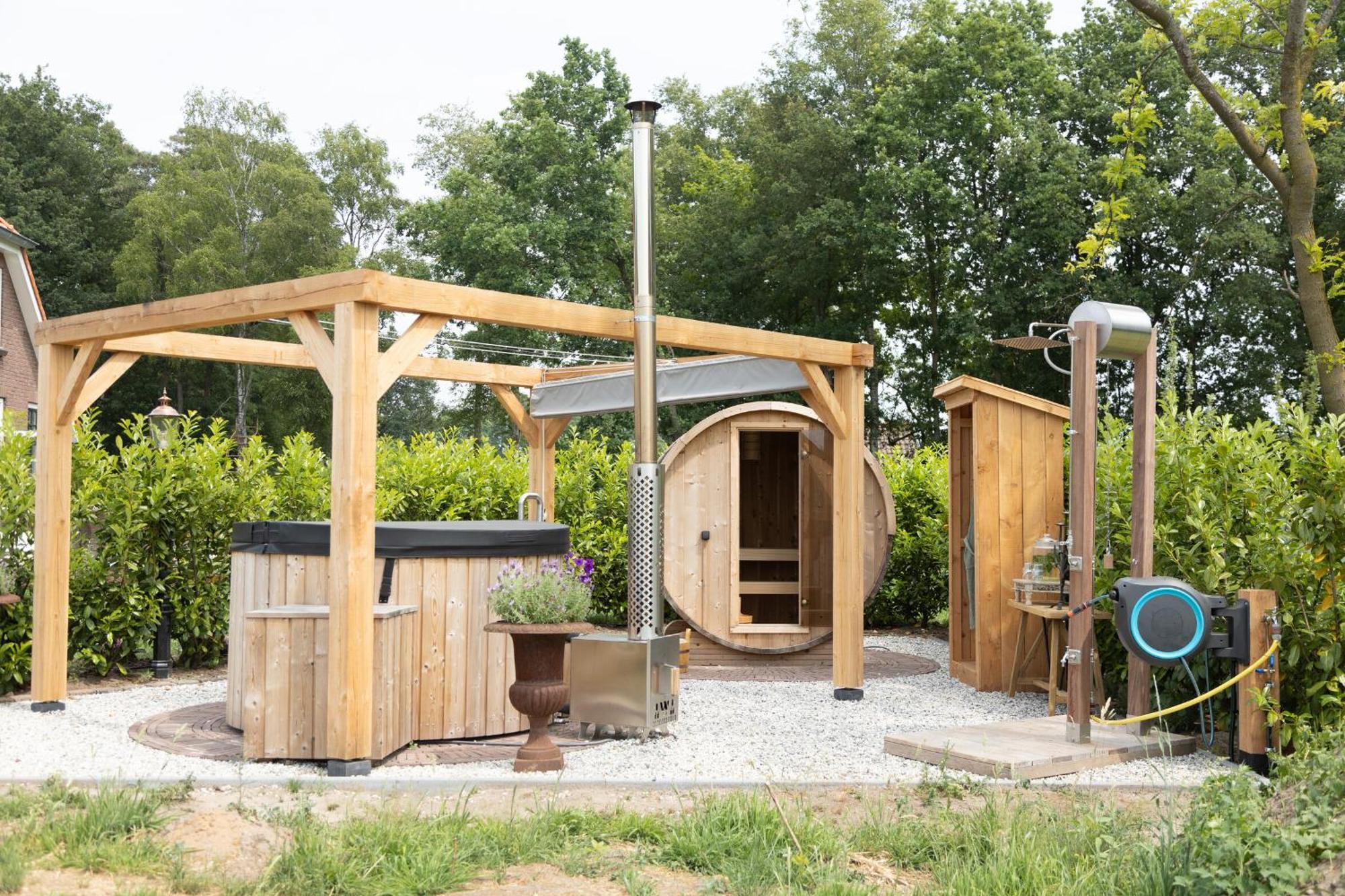 Bed & Breakfast Hoeve Happiness - Ontbijt Inbegrepen - Wellness Aanwezig Voorthuizen Exteriér fotografie