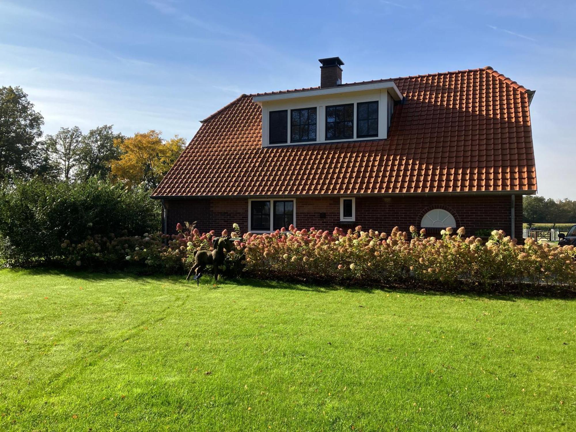 Bed & Breakfast Hoeve Happiness - Ontbijt Inbegrepen - Wellness Aanwezig Voorthuizen Exteriér fotografie